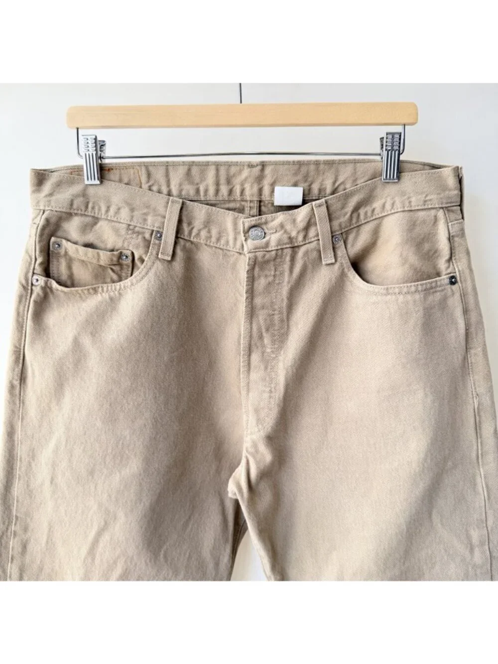 Vintage Levi’s 501 Beige Straight Leg Button Fly Jeans Men’s Size 36x30 N78